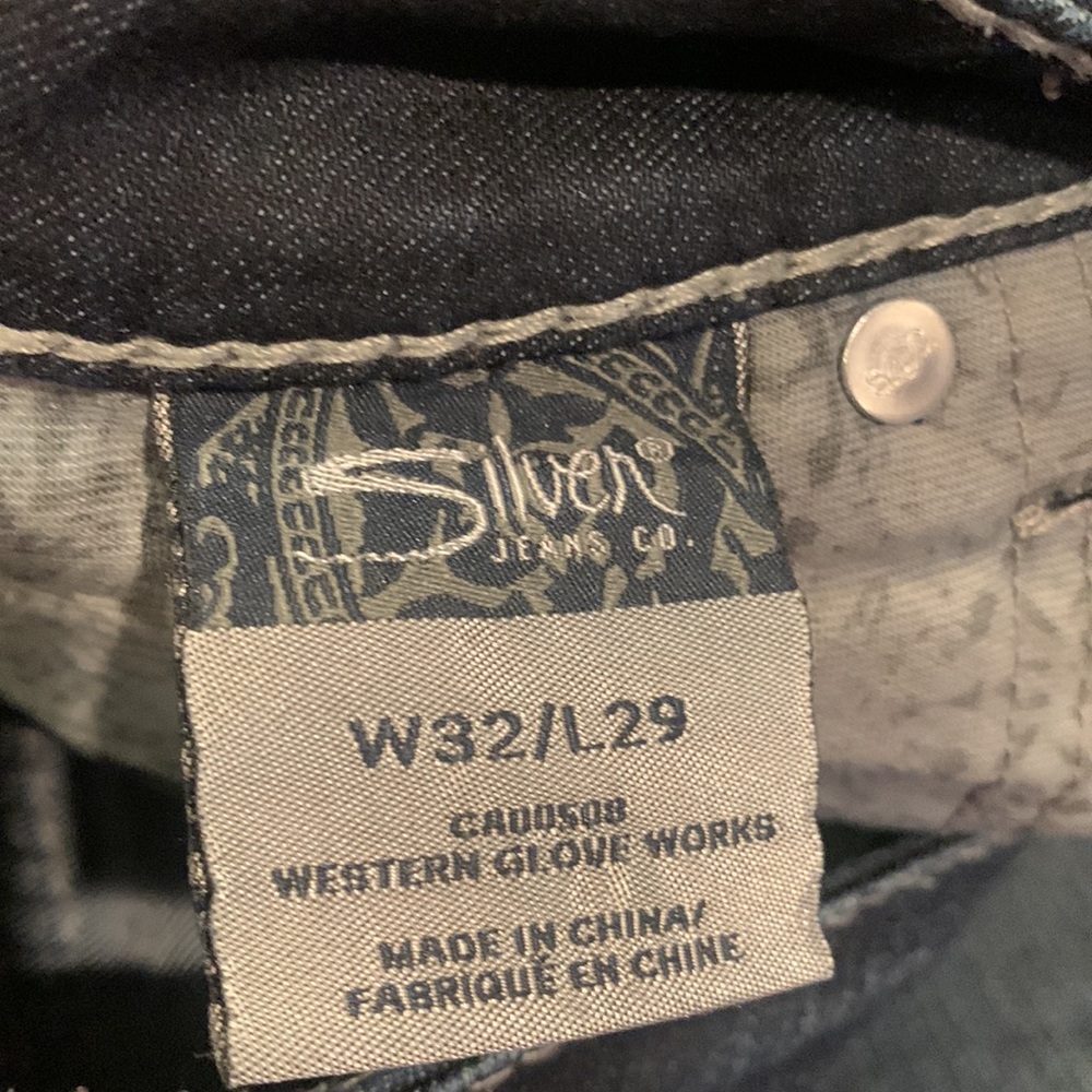 Silver Jeans - Picture 7 of 8
